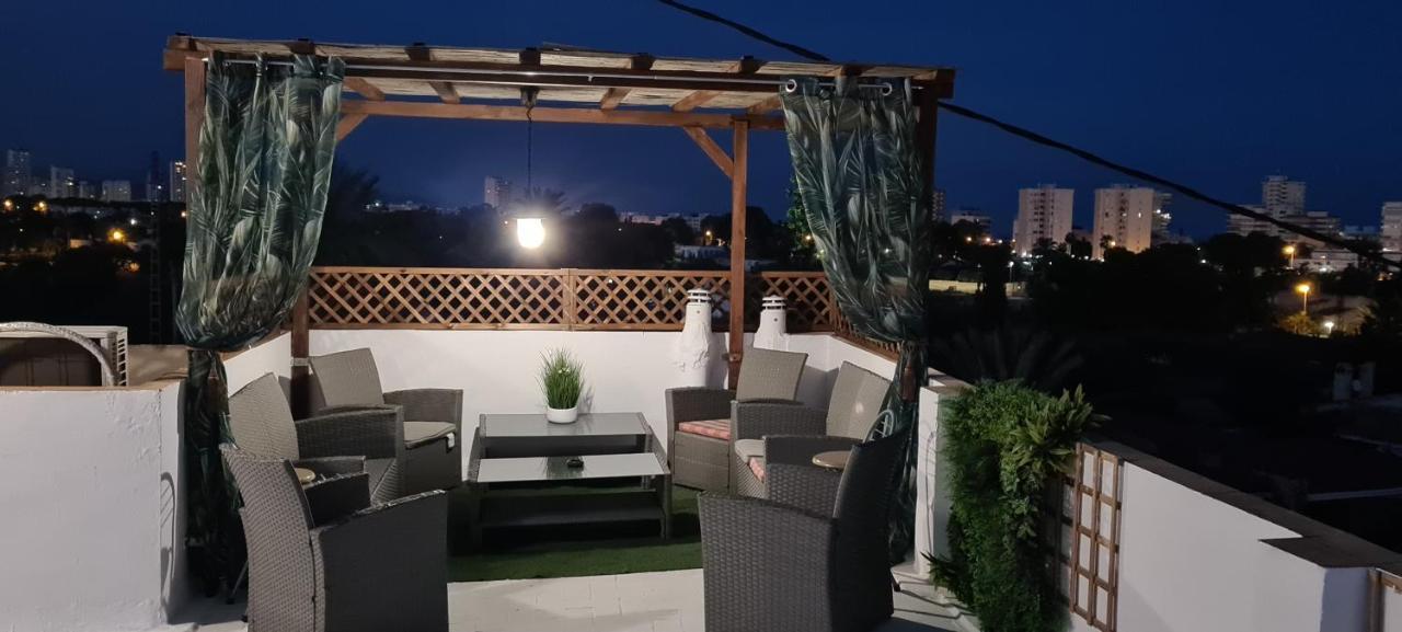 Lovely Beach House With Terrace San Juan Alicante El Campello Bagian luar foto