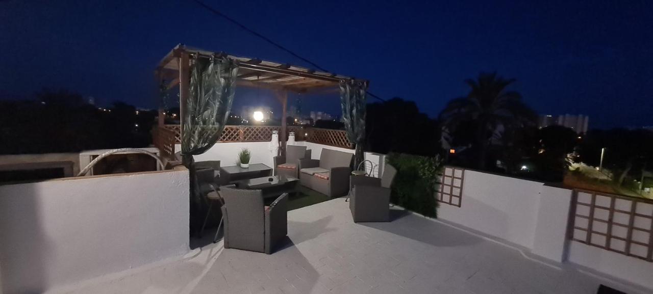 Lovely Beach House With Terrace San Juan Alicante El Campello Bagian luar foto